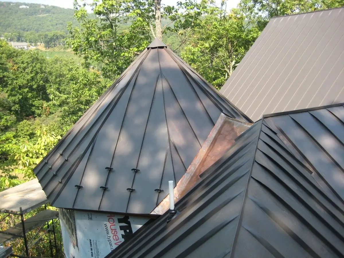 Professional Shingle Replacement & Repair by Craftsman Roofing in Victor Heights